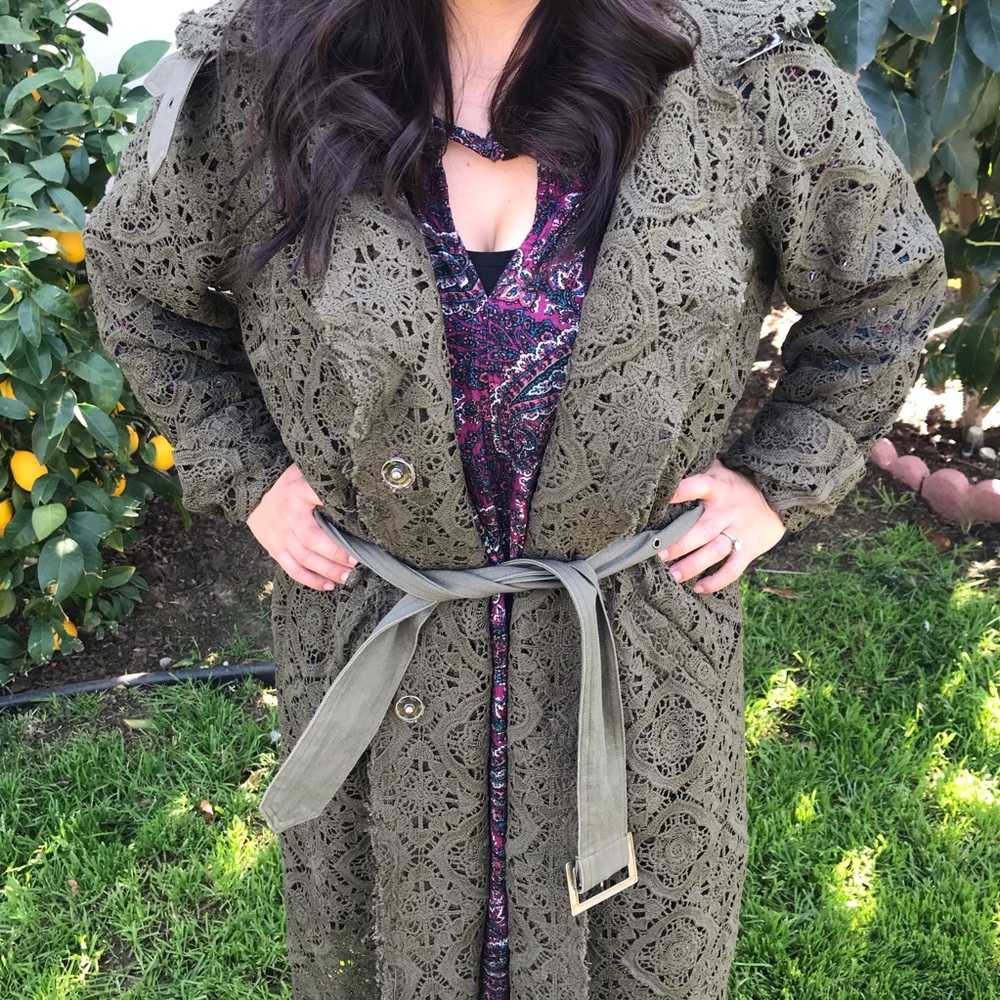 Malibu Sky Trench Coat in Olive